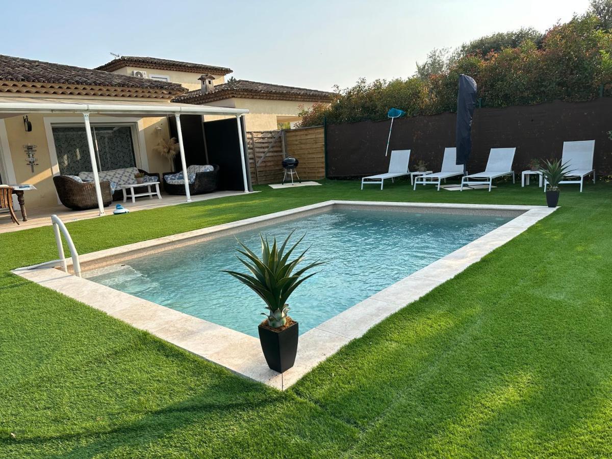 Petite Maisonette Adossee Mais Independante Avec Piscine Villa Peymeinade Eksteriør billede