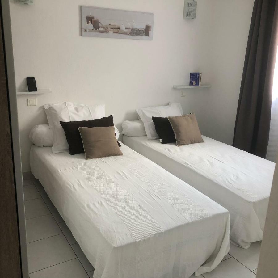 Petite Maisonette Adossee Mais Independante Avec Piscine Villa Peymeinade Eksteriør billede
